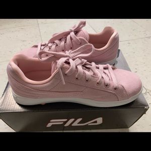 Fila pink sneakers. Sz 7